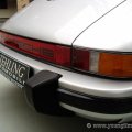 911
