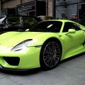 918001